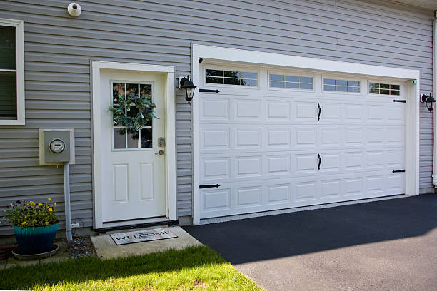 24/7 Emergency Garage Door Panel Replacement experts in Buchanan, GA